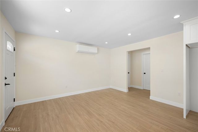 1007 W Angeleno Avenue 103, Burbank, CA 91506