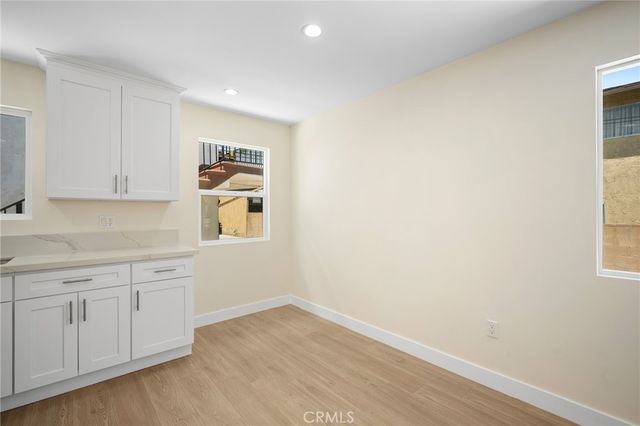 1007 W Angeleno Avenue 103, Burbank, CA 91506