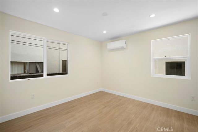 1007 W Angeleno Avenue 103, Burbank, CA 91506