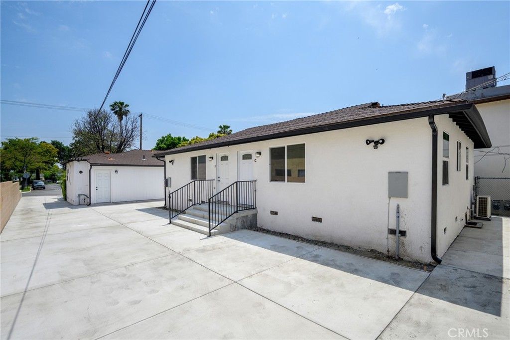 1007 W Angeleno Avenue 103, Burbank, CA 91506