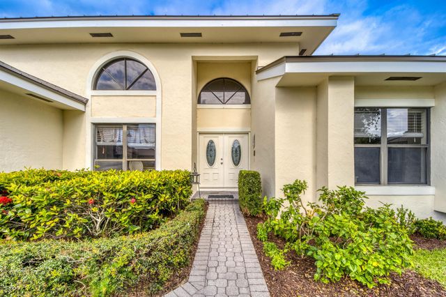 4104 SW Gleneagle Circle, Palm City, FL 34990