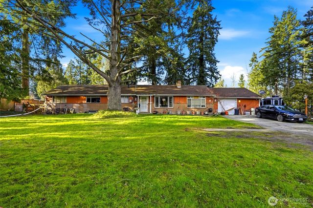 219 Meadow Pl SW, Everett, WA 98208