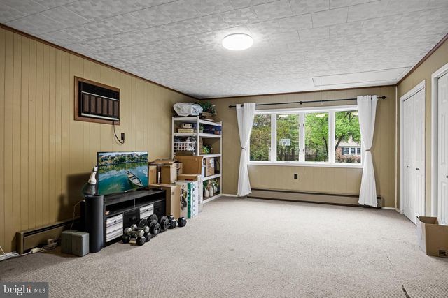 6 ONIONTOWN RD, Medford, NJ 08055