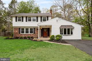 6 ONIONTOWN RD, Medford, NJ 08055
