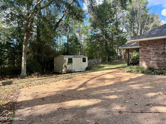 103 Stanton Hall Drive, Florence, MS 39073