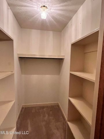 103 Stanton Hall Drive, Florence, MS 39073