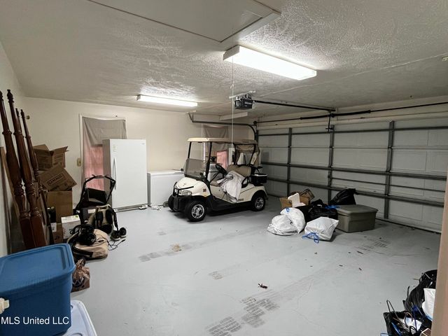 103 Stanton Hall Drive, Florence, MS 39073