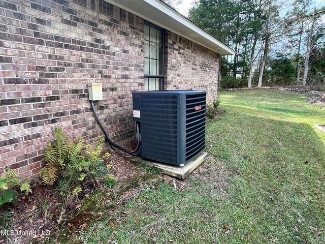 103 Stanton Hall Drive, Florence, MS 39073