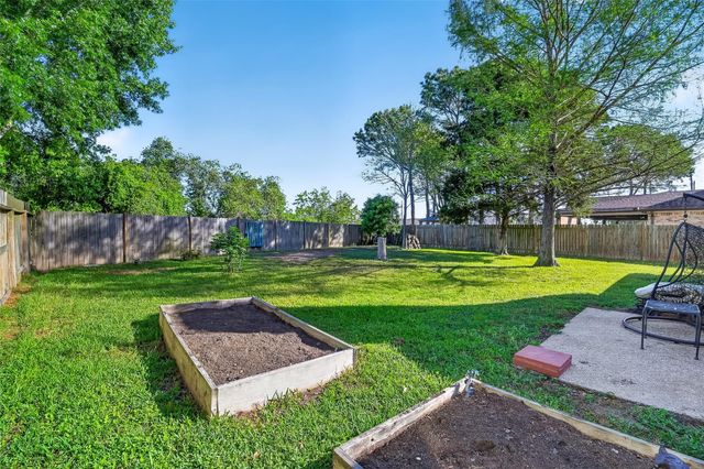 23127 N Waterlily Drive, Richmond, TX 77406