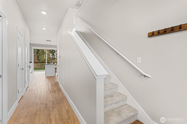 1884 Front Street, Lynden, WA 98264