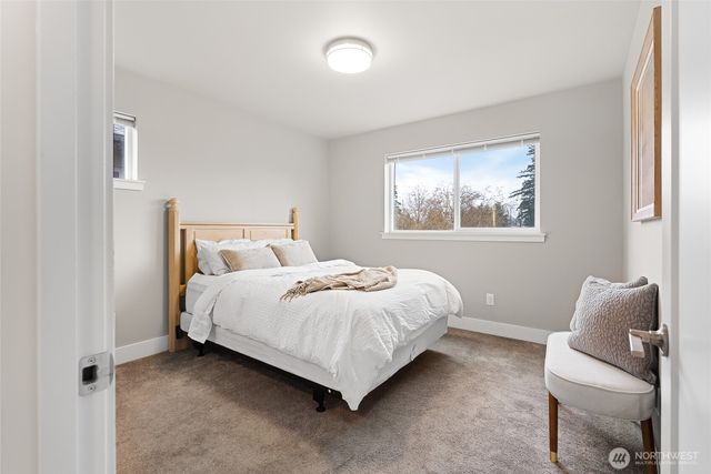 1884 Front Street, Lynden, WA 98264