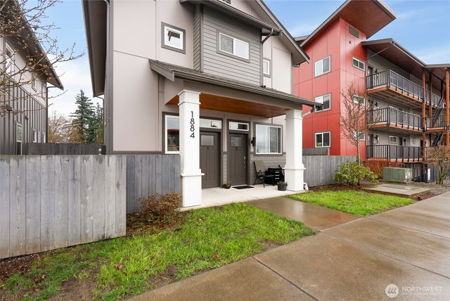 1884 Front Street, Lynden, WA 98264