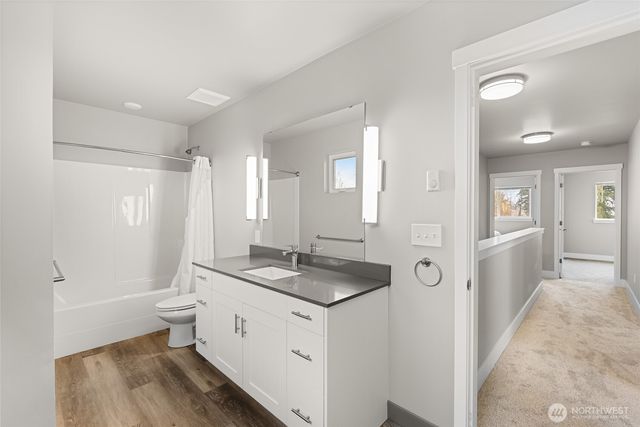 1884 Front Street, Lynden, WA 98264