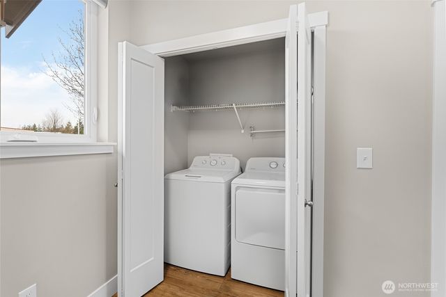 1884 Front Street, Lynden, WA 98264