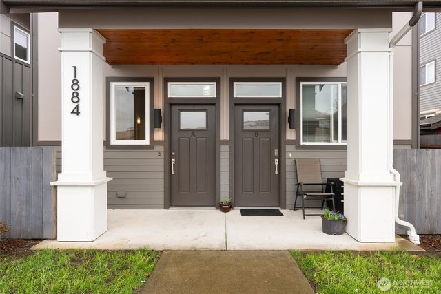 1884 Front Street, Lynden, WA 98264