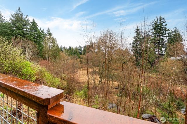 1884 Front Street, Lynden, WA 98264