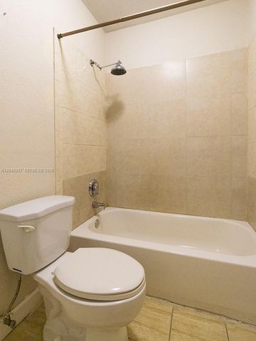 4648 NW 9th Drive 4648, Plantation, FL 33317