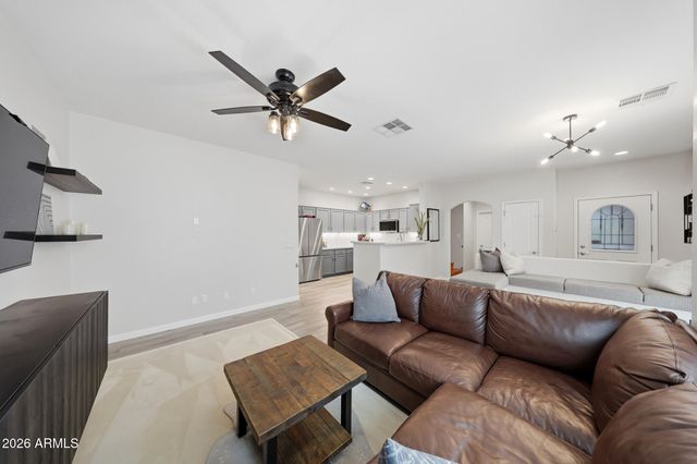 3722 E KRISTAL Way, Phoenix, AZ 85050