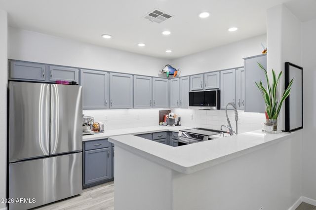 3722 E KRISTAL Way, Phoenix, AZ 85050