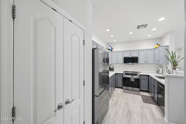 3722 E KRISTAL Way, Phoenix, AZ 85050