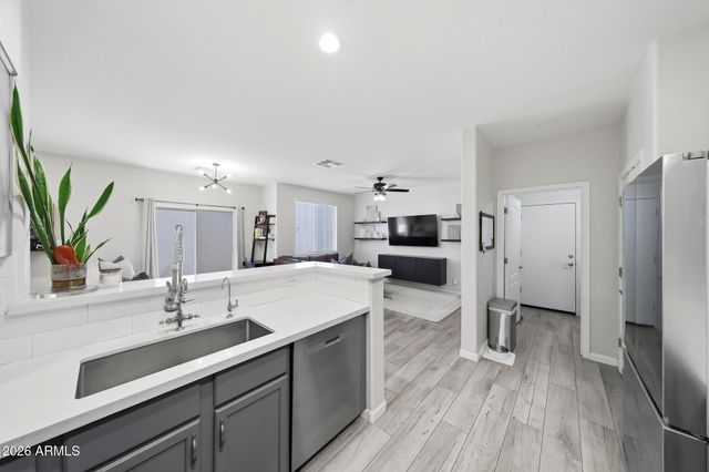 3722 E KRISTAL Way, Phoenix, AZ 85050