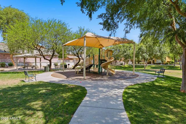 3722 E KRISTAL Way, Phoenix, AZ 85050