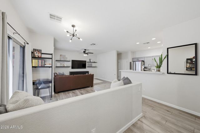 3722 E KRISTAL Way, Phoenix, AZ 85050