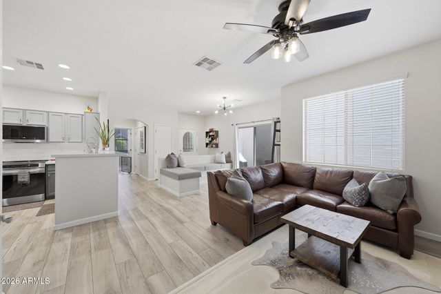 3722 E KRISTAL Way, Phoenix, AZ 85050