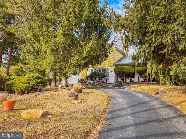 3676 SPRUCE AVE, Feasterville Trevose, PA 19053