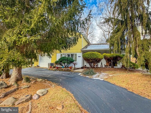 3676 SPRUCE AVE, Feasterville Trevose, PA 19053