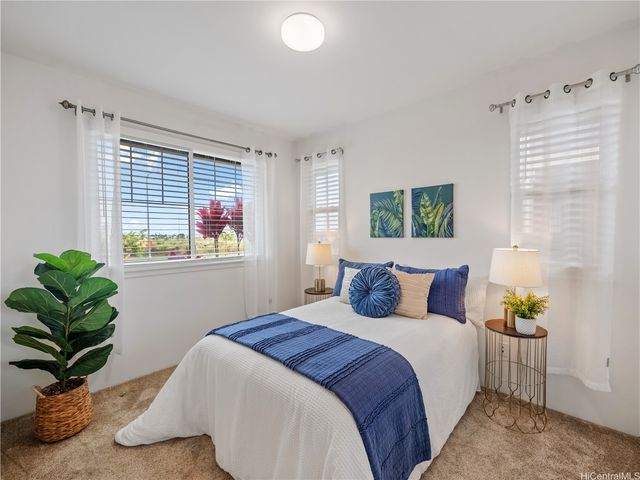 94-1133 Halekukui Street 8, Waipahu, HI 96797