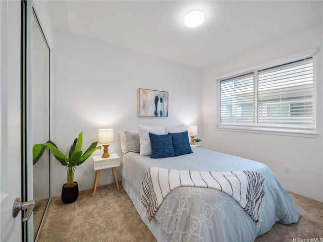 94-1133 Halekukui Street 8, Waipahu, HI 96797