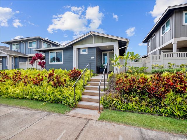 94-1133 Halekukui Street 8, Waipahu, HI 96797