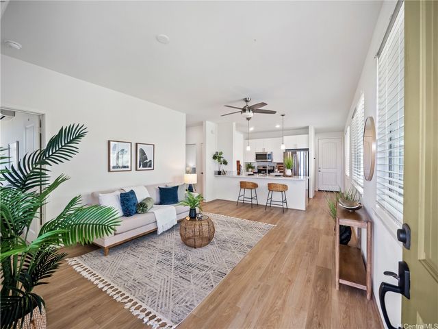94-1133 Halekukui Street 8, Waipahu, HI 96797