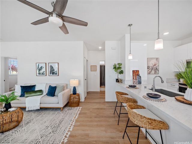 94-1133 Halekukui Street 8, Waipahu, HI 96797