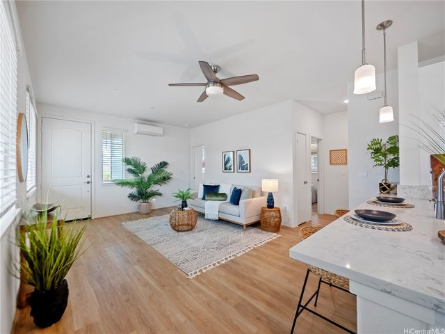 94-1133 Halekukui Street 8, Waipahu, HI 96797