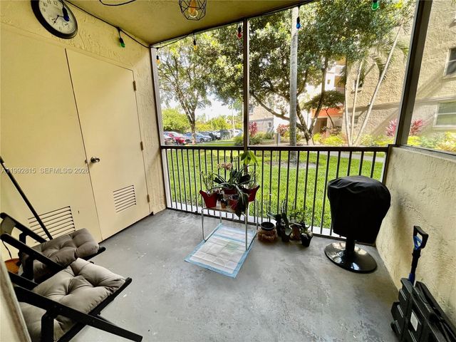 8255 Lake Dr 102, Doral, FL 33166