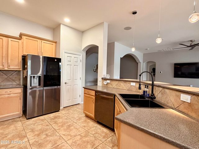 4329 W SUMMERSIDE Road, Laveen, AZ 85339
