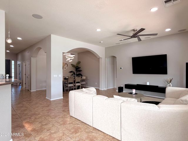 4329 W SUMMERSIDE Road, Laveen, AZ 85339