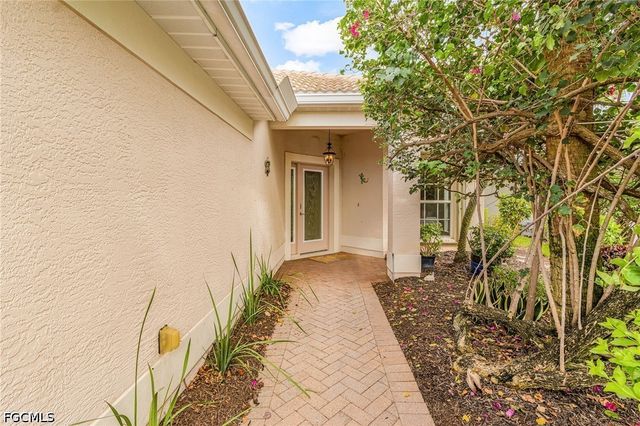 9964 Horse Creek RD, Fort Myers, FL 33913