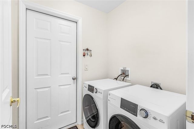 9964 Horse Creek RD, Fort Myers, FL 33913