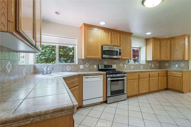 4940 Papaya Road, Forest Ranch, CA 95942