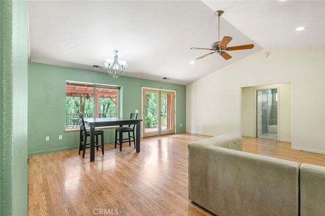 4940 Papaya Road, Forest Ranch, CA 95942