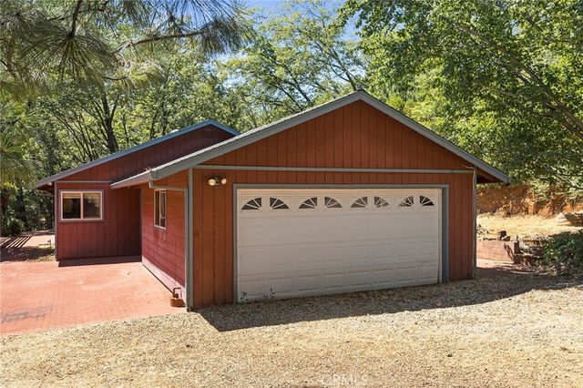 4940 Papaya Road, Forest Ranch, CA 95942