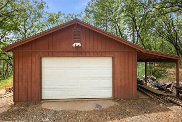 4940 Papaya Road, Forest Ranch, CA 95942