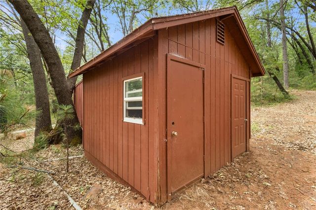 4940 Papaya Road, Forest Ranch, CA 95942