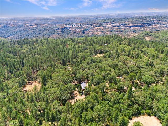4940 Papaya Road, Forest Ranch, CA 95942