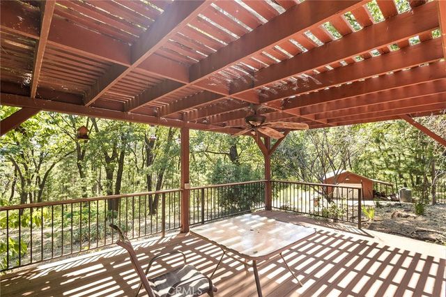 4940 Papaya Road, Forest Ranch, CA 95942