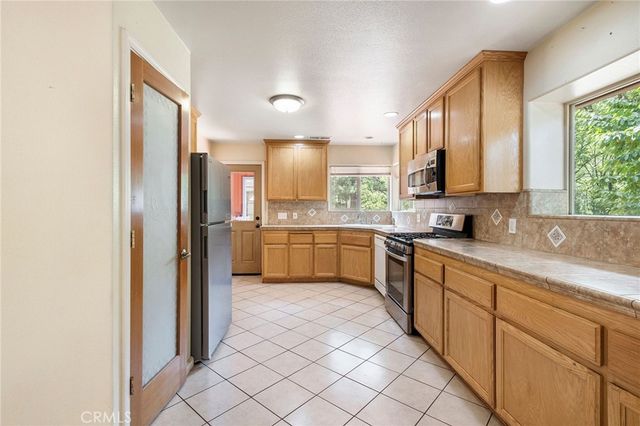 4940 Papaya Road, Forest Ranch, CA 95942