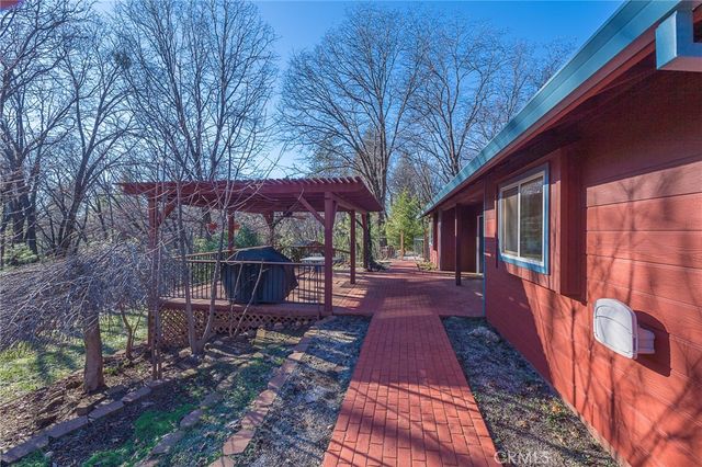 4940 Papaya Road, Forest Ranch, CA 95942